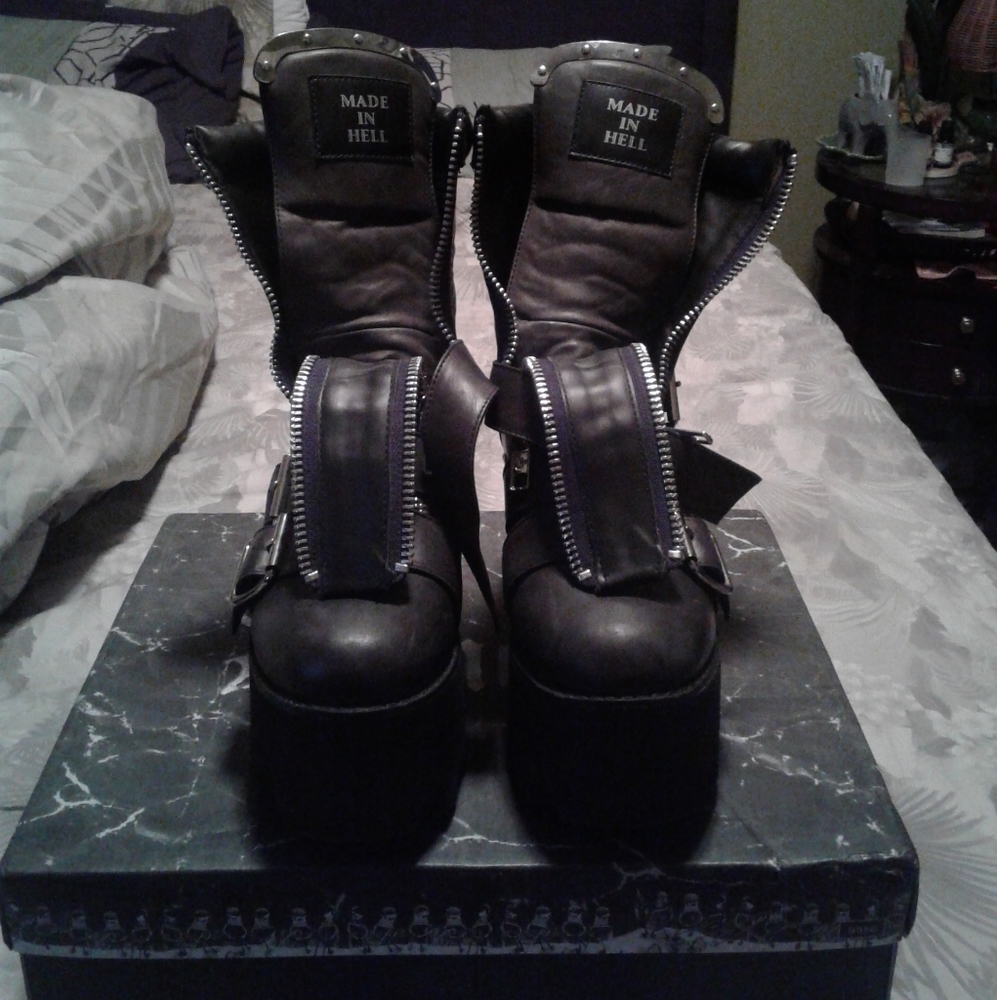 Current Mood Platform Boots